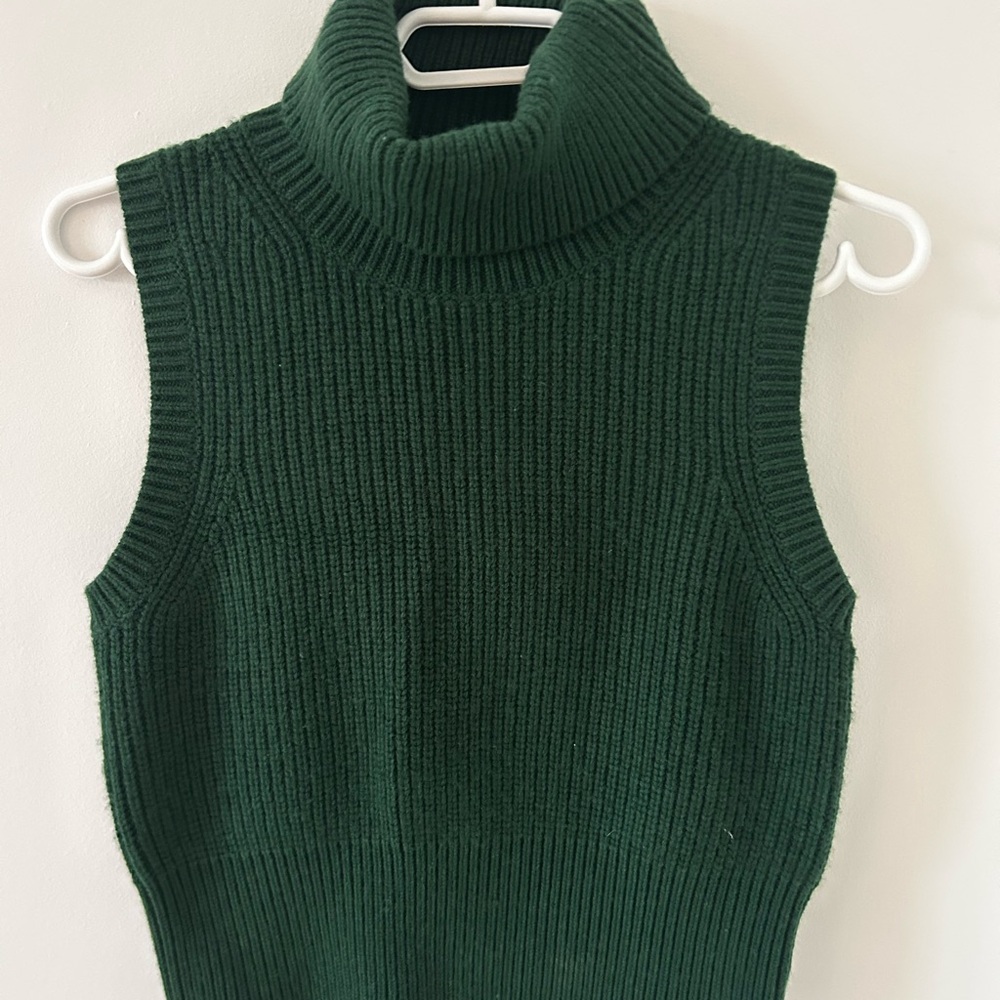 Michael Kors Green Sleeveless Turtleneck Sweater